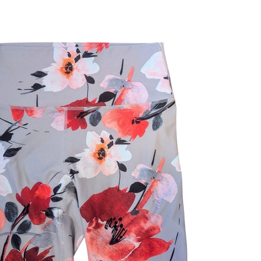 Fabletics Define Mid-Rise 7/8 Legging Size Small - image 6